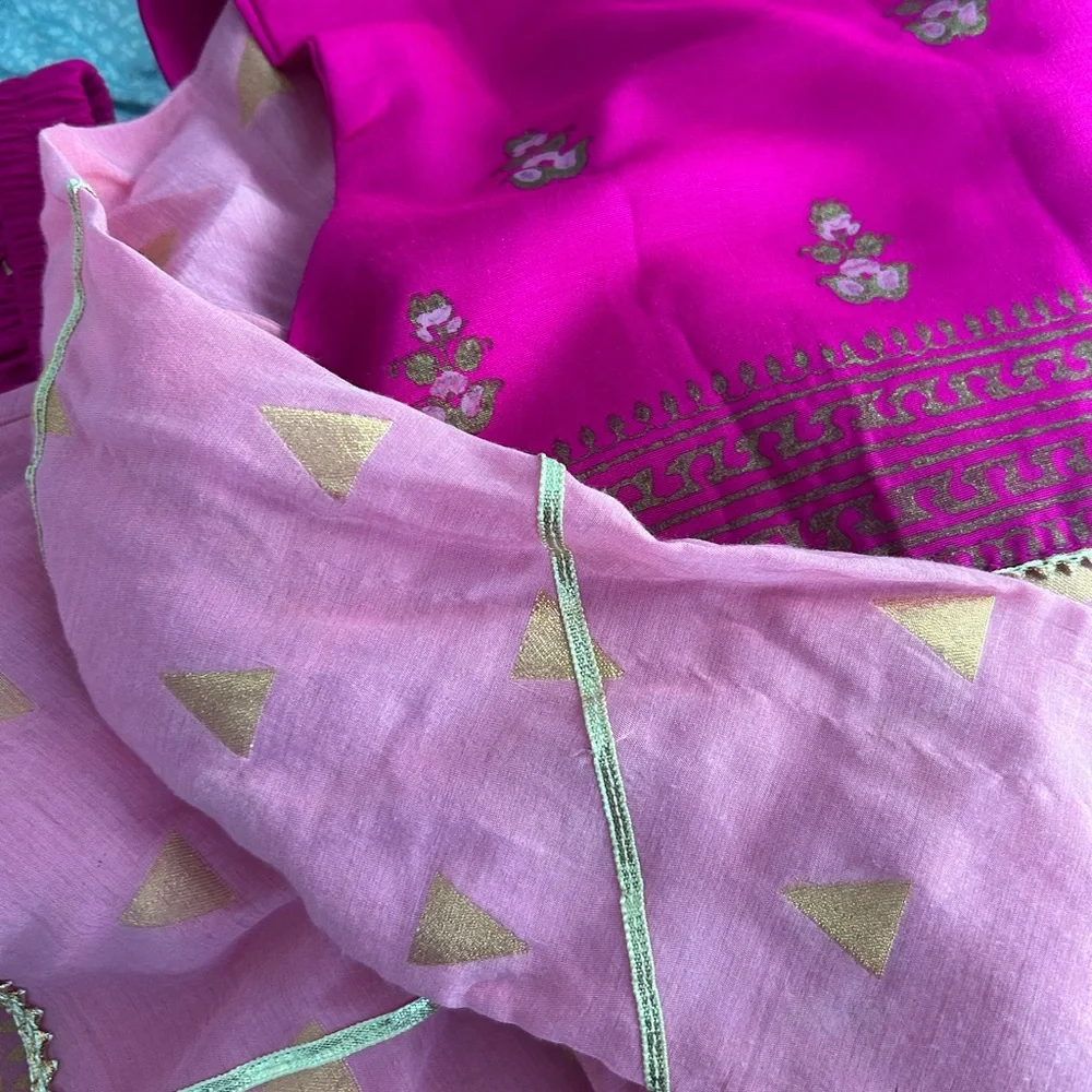 Vibrant Pink and Gold Embroidered Top - Picture 5 of 6